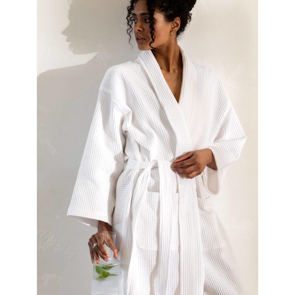 Downtown Company Spa Quilted Velour Bathrobe Long Sleeves White Size L NWOT